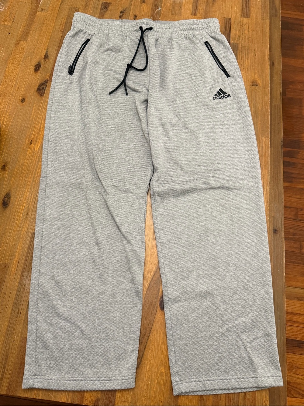 Adidas Men’s Gray Active Sweatpants - Comfortable Drawstring Bottoms